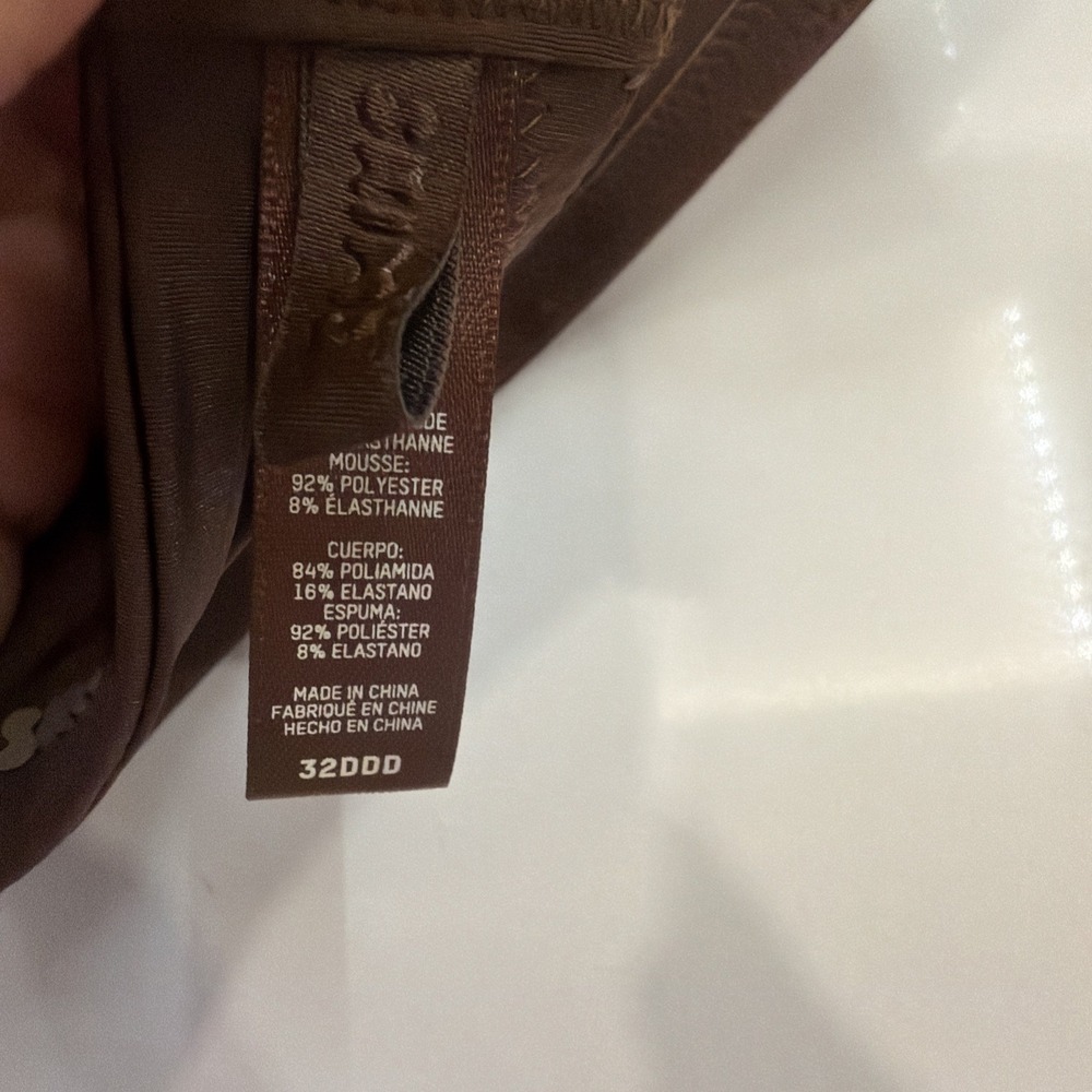 SKIMS Wireless Form Push-Up Plunge Bra in the Cocoa Brown 32DDD NEW! - Picture 4 of 5